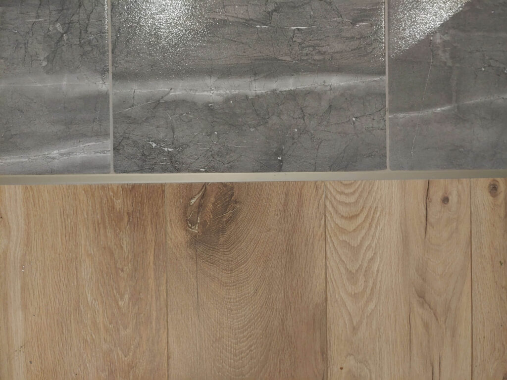 bande de finition vert olive pour panneaux en aluminium anodisé