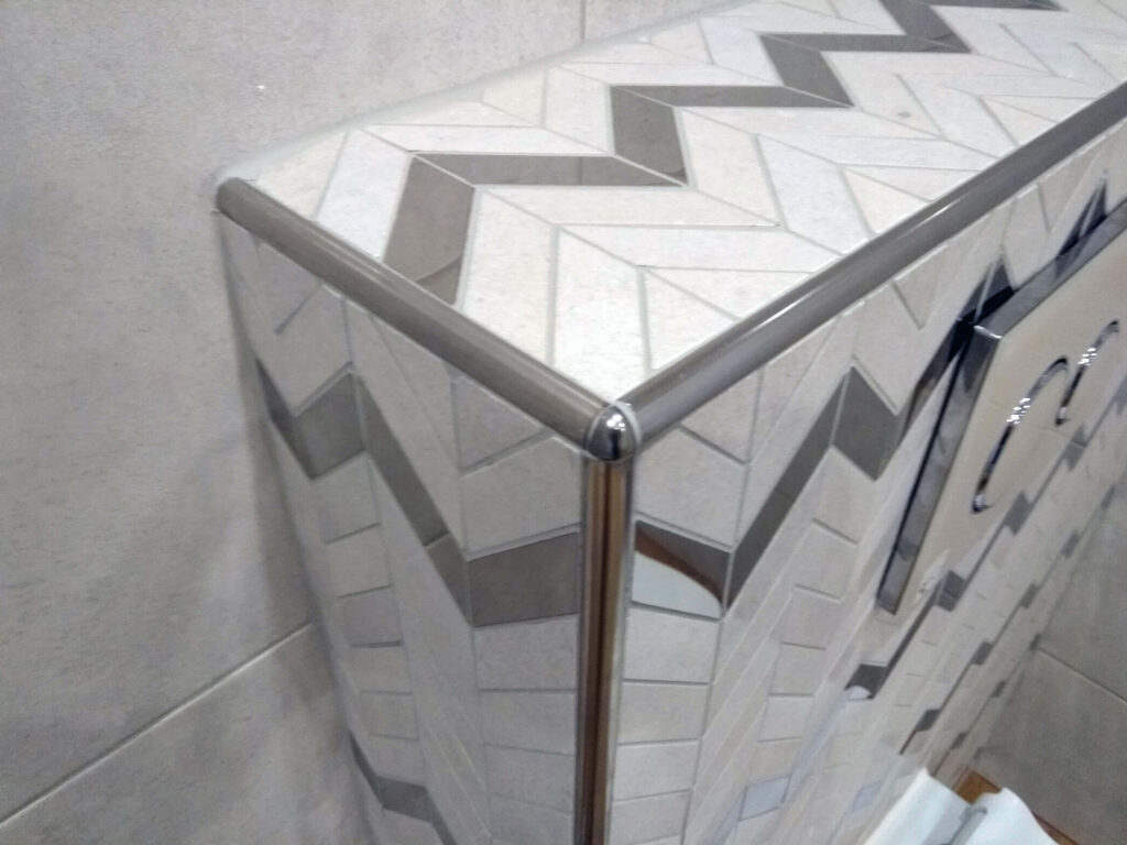 boîtier geberit avec carrelage
